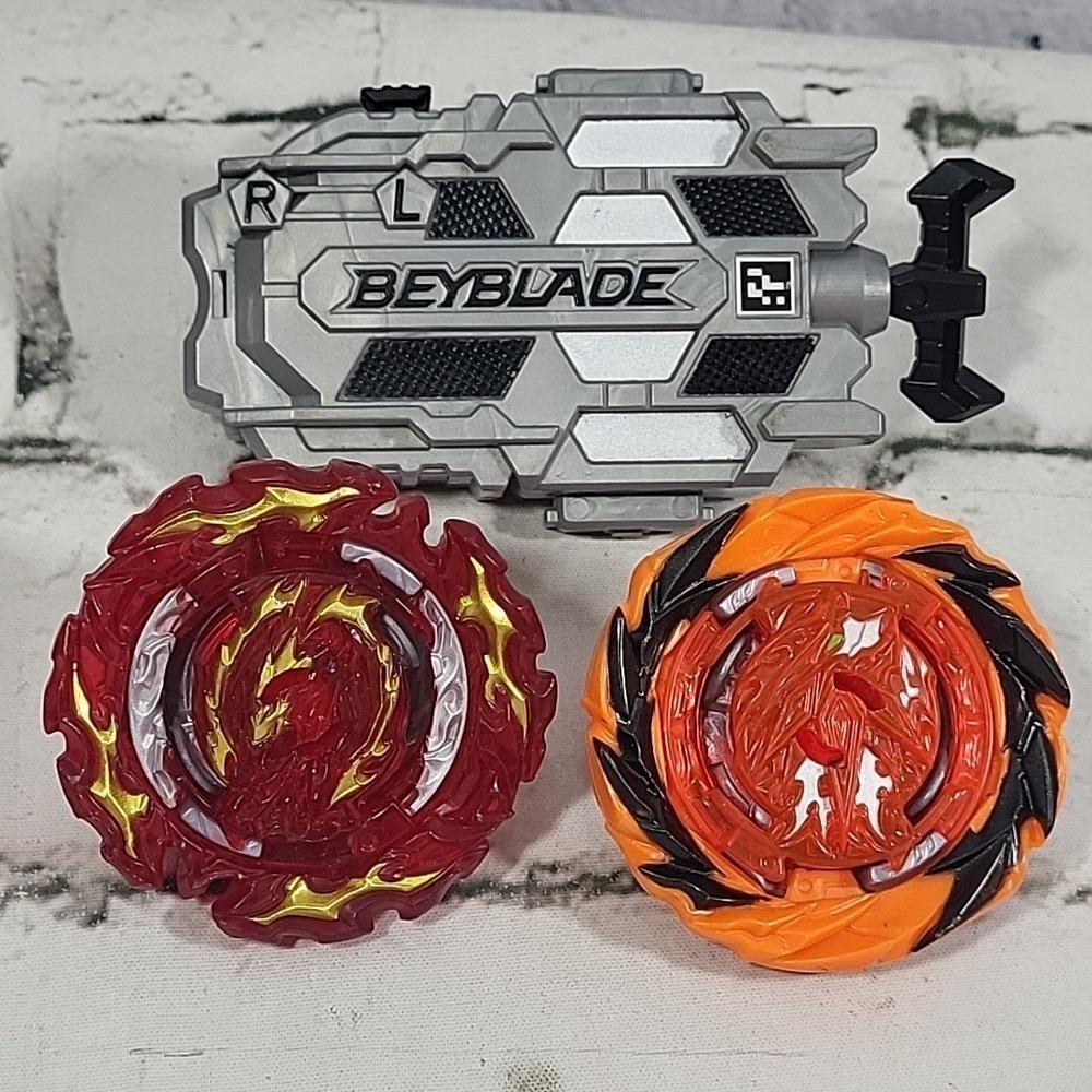 Takara BeyBlades Lot Of 2 Bursts Spinners With Launcher Tomy‎ Hasbro